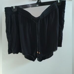 Old Navy XXL black shorts
